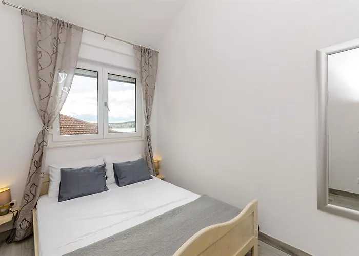 Marina Apartman