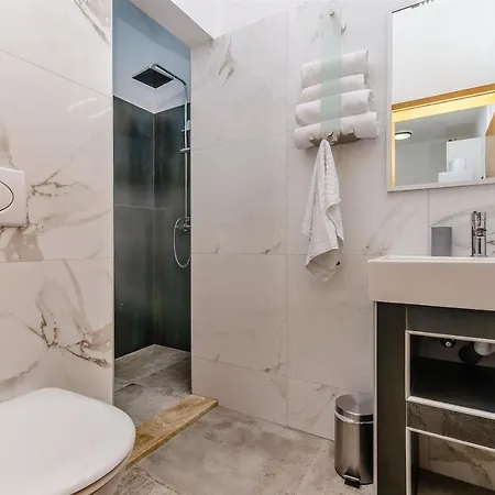 Marina Apartman Trogir