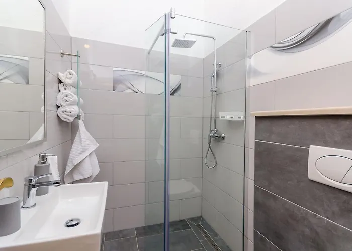 Apartament Marina *